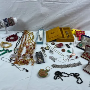 Mixed Jewellery & Key Rings
