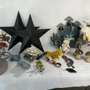Garden Décor Lot