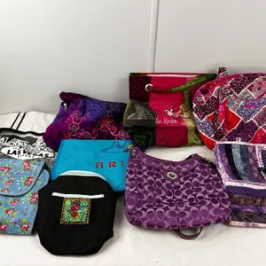 Purses Lot