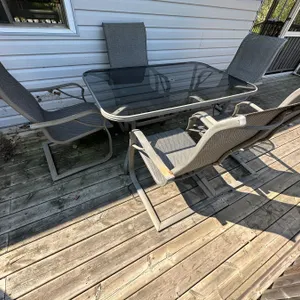 Patio Table with 5 chairs