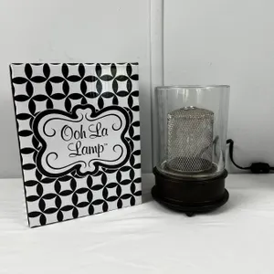 Ooh La Lamp