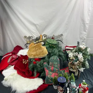 Christmas Decor Lot