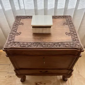 Carved Expandable Jewelry Box
