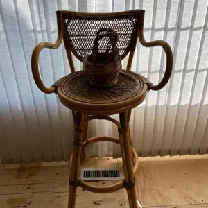 Swivelling Wicker Chair & Basket