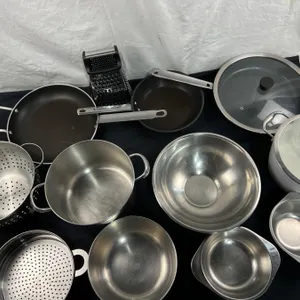 Assorted Kitchen Ware