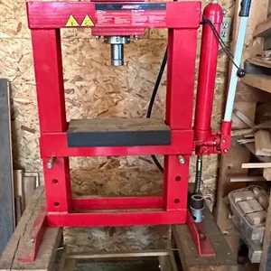 MotoMaster Shop Press