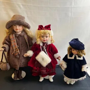 3 Collector's Dolls
