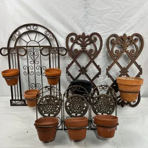 Outdoor Hanging Cast Pots
