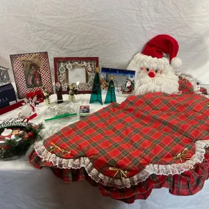 Assorted Christmas Décor