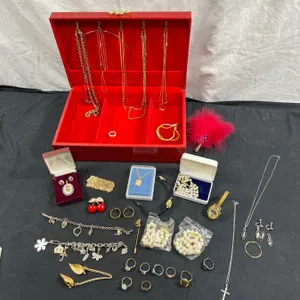 Assorted Fashion Jewellery With Jewellery Box