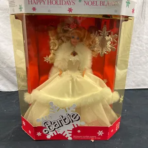 1989 Special Edition Holiday Barbie In Original Box