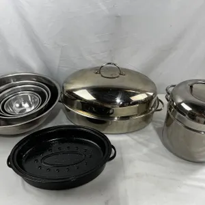 Kitchenware Lot