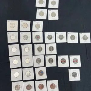 32 Canadian Quarters