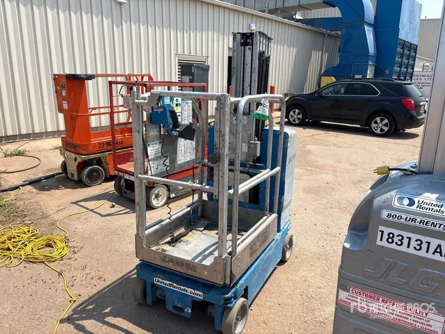 2016 Genie GR-20 Vertical Mast Lift