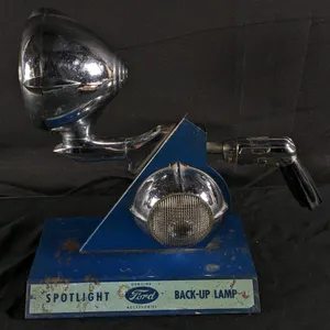 GENUINE FORD ACCESSORIES SPOTLIGHT & BACK-UP LAMP DISPLAY COUNTERTOP SIGN