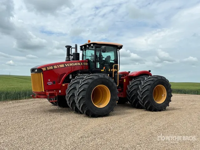 Versatile 520 Articulated 4WD Tractor