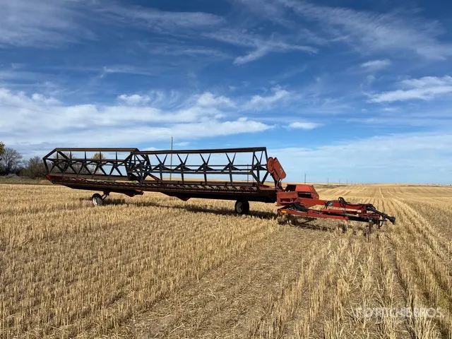 1991 MacDon 36 ft Pull Type Swather Windrower