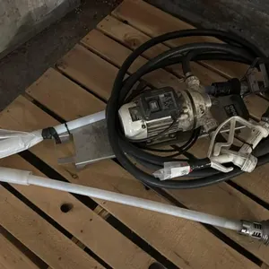 Pisui Electric Def pump with Hose and nozzle