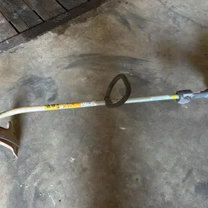 Husqvarna 122C Weed Whipper