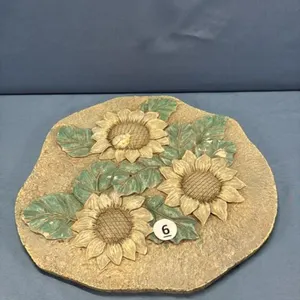 FLOWERED GARDEN STONE