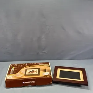 DIGITAL PICTURE FRAME