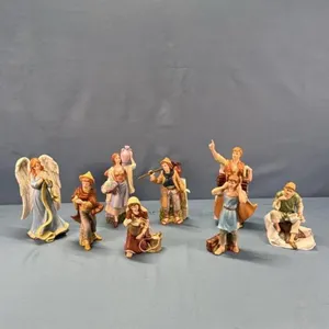 QUANTITY OF THOMAS KINCAID FIGURINES
