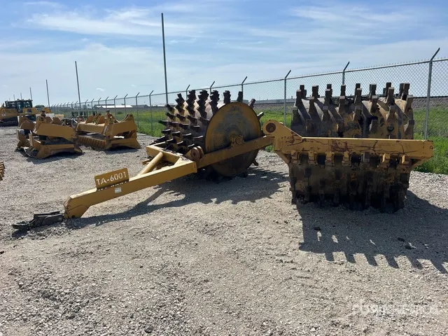 2022 Holmes 60X60 Pull Behind Compactor