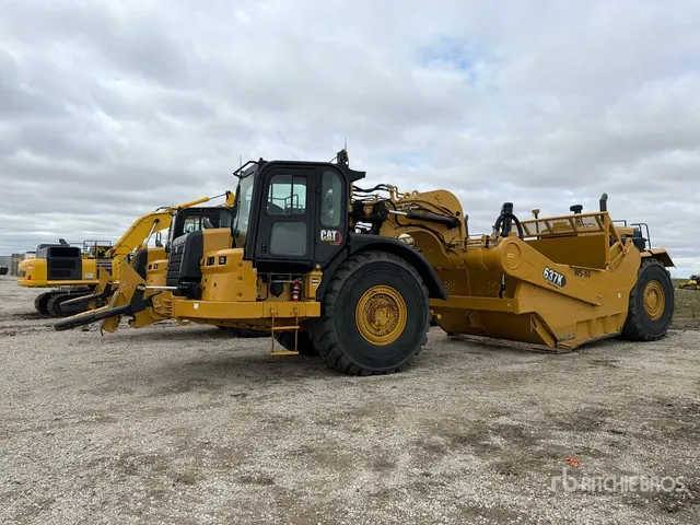 2023 Cat 637K Motor Scraper