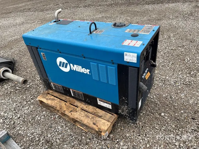 2024 Miller Big Blue 400 Pro 300 A Multi-Process Engine Driven Welder
