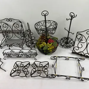 Metal Stands & Decor