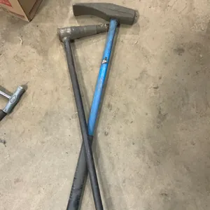 Tire hammers