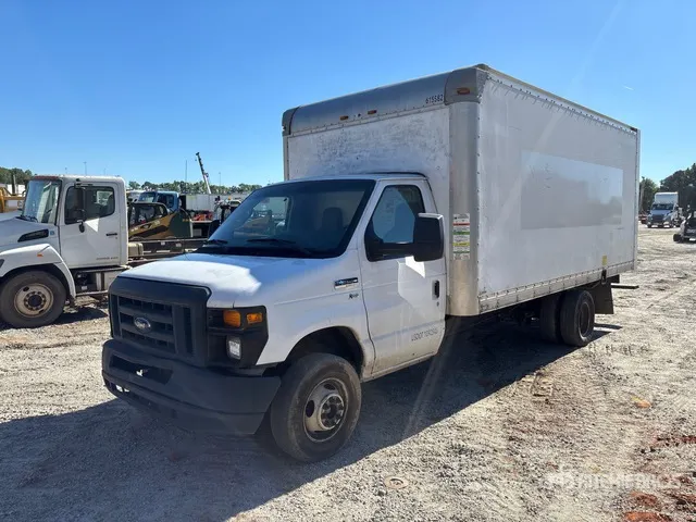 2016 Ford E-350 4x2 Van Truck