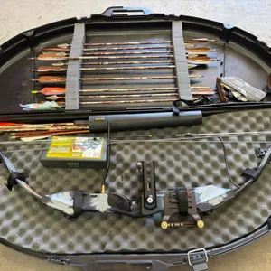 Full bow set with case