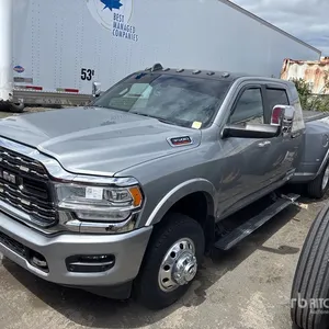 2022 Ram 3500 4x4 Crew Cab Pickup