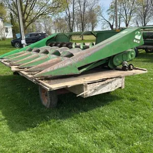 JOHN DEERE 643 CORN HEAD