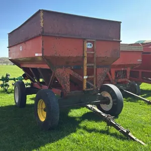 J&M 350 GRAVITY WAGON