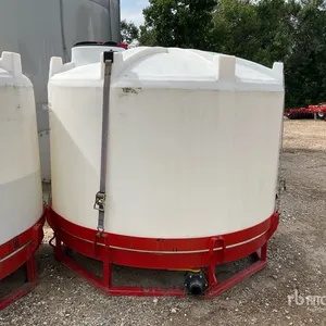 Free Form 1250 gal Poly Liquid Fertilizer Tank