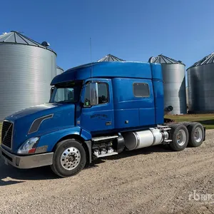 2013 Volvo VNL64T 6x4 T/A Sleeper Truck Tractor
