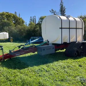 2018 Elmers LC4250 4500 gal Tow-Behind Tracked Fertilizer Cart