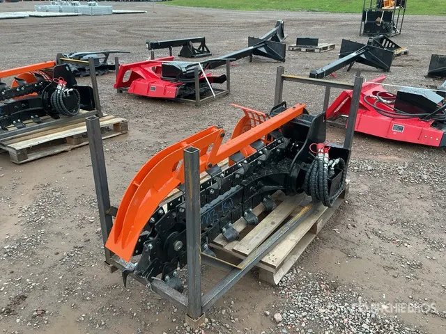 2026 GIYI GY-X39F 39 in Mini Skid Steer Trencher (Unused)