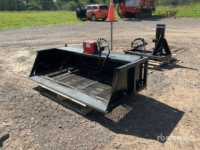 2026 GIYI GY-VB79 79 in Vibrating Skid Steer Screening Bucket (Unused)