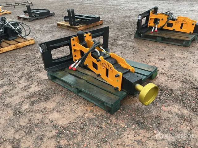 2026 GIYI GY-D680 Skid Steer Post Driver (Unused)