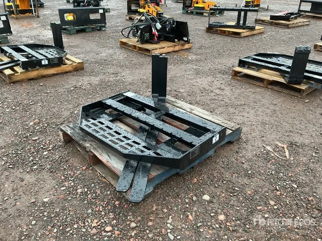 2026 GIYI GY-DHC 59 in Skid Steer Forks (Unused)