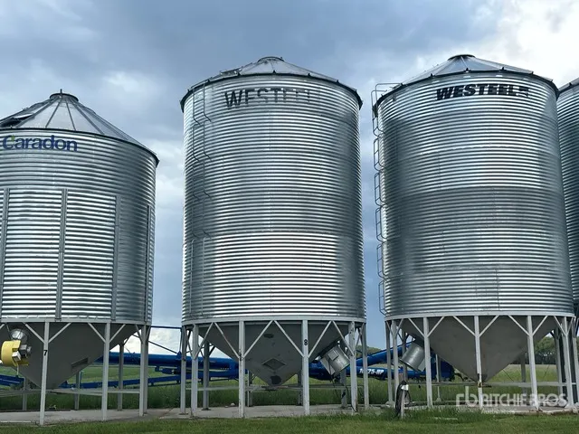 Westeel 1806 +/- 5700 bu 6 Ring Hopper Grain Bin
