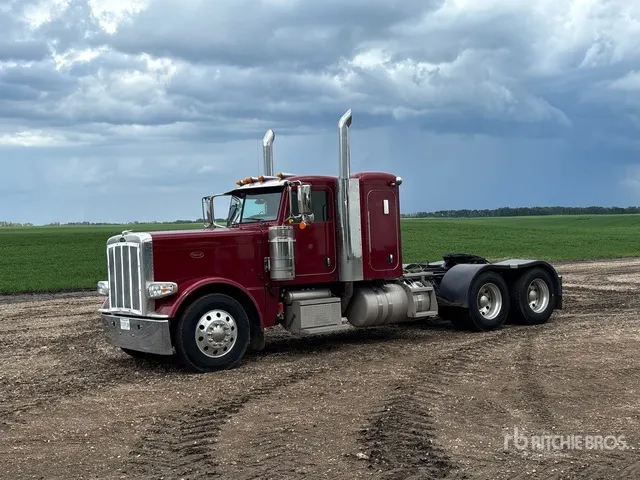 2020 Peterbilt 389 6x4 T/A Sleeper Truck Tractor