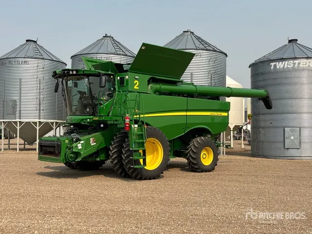 2024 John Deere S770 Combine Harvester