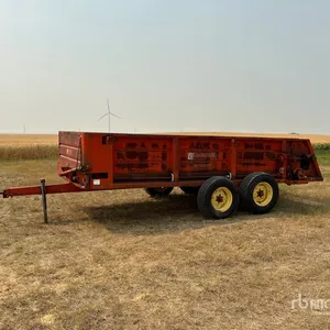 Farm Hand 15 ft Dry Spinner T/A Manure Spreader