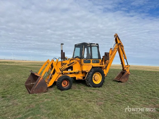 Case 780CK Backhoe Loader