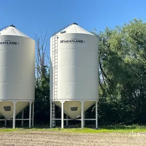 Wheatland +/- 4000 bu Smooth Wall Hopper Grain Bin