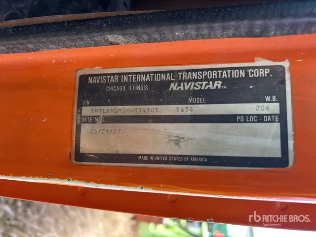 1987 International 1654 4x2 Water Truck